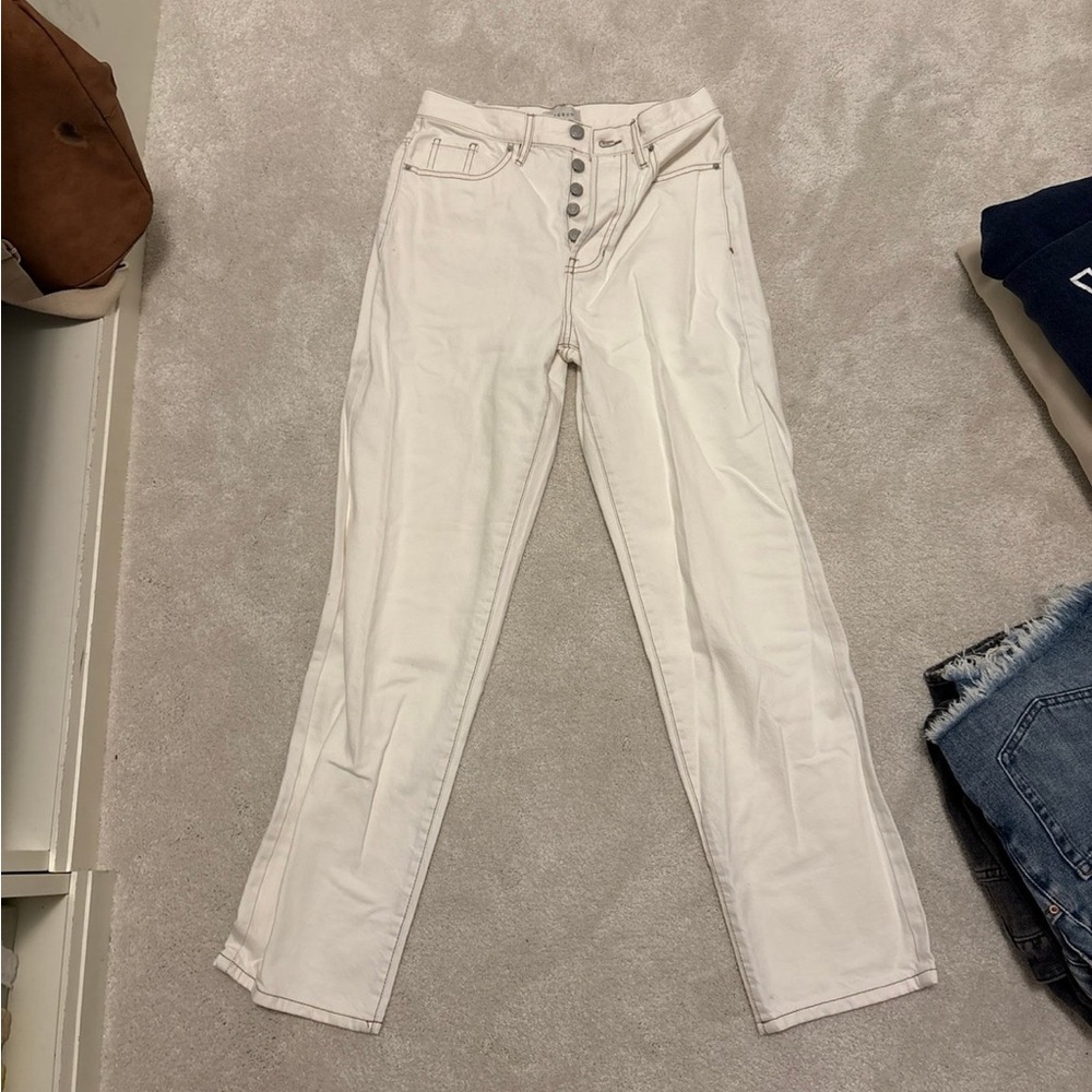 Women's White High-Waisted Jeans